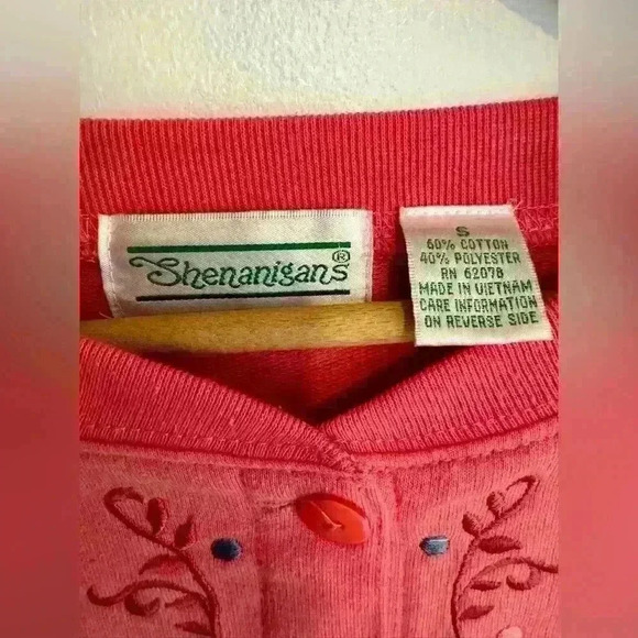 Vintage 90’s Shenanigans button up sweatshirt pink with floral embroidery sz. S - Picture 8 of 13
